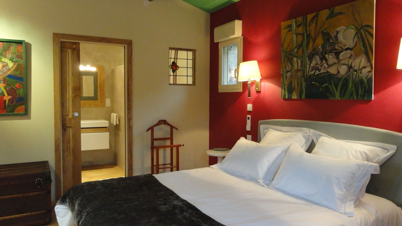 Photo of Bedroom in Joyeuse