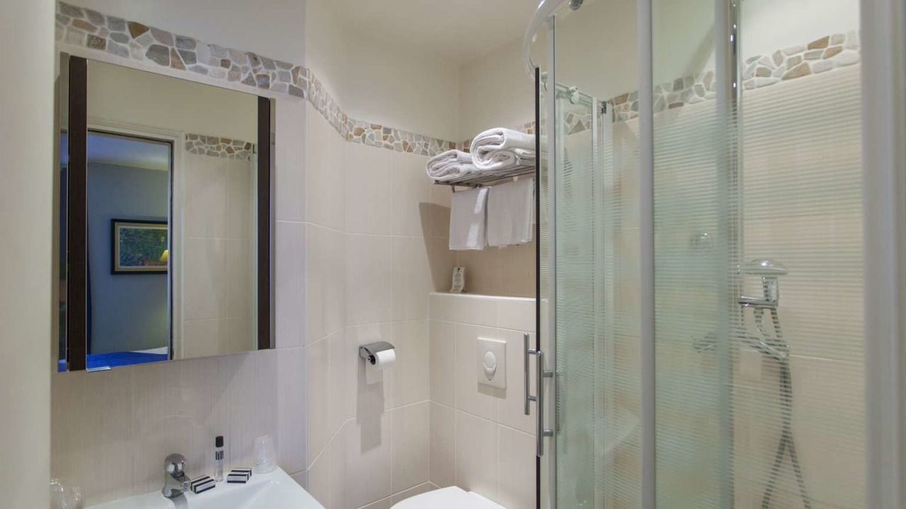 Photo of Bathroom in Chateauroux