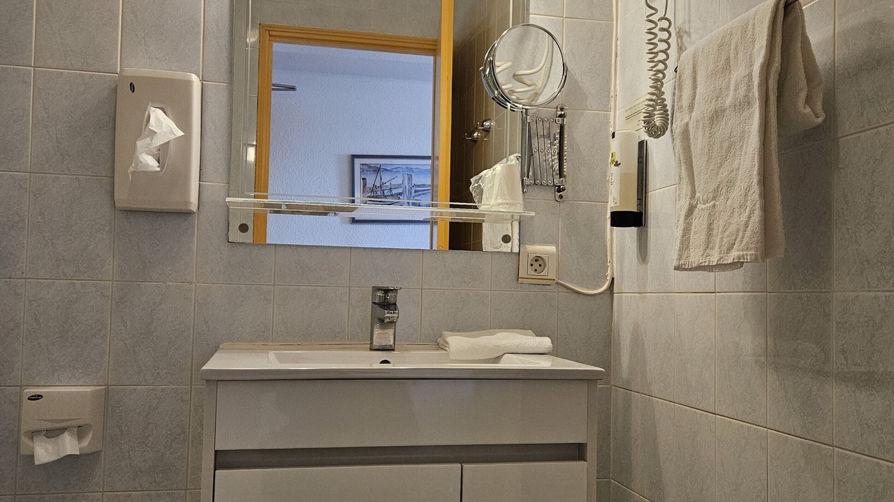 Photo of Bathroom in Hieres-sur-Amby