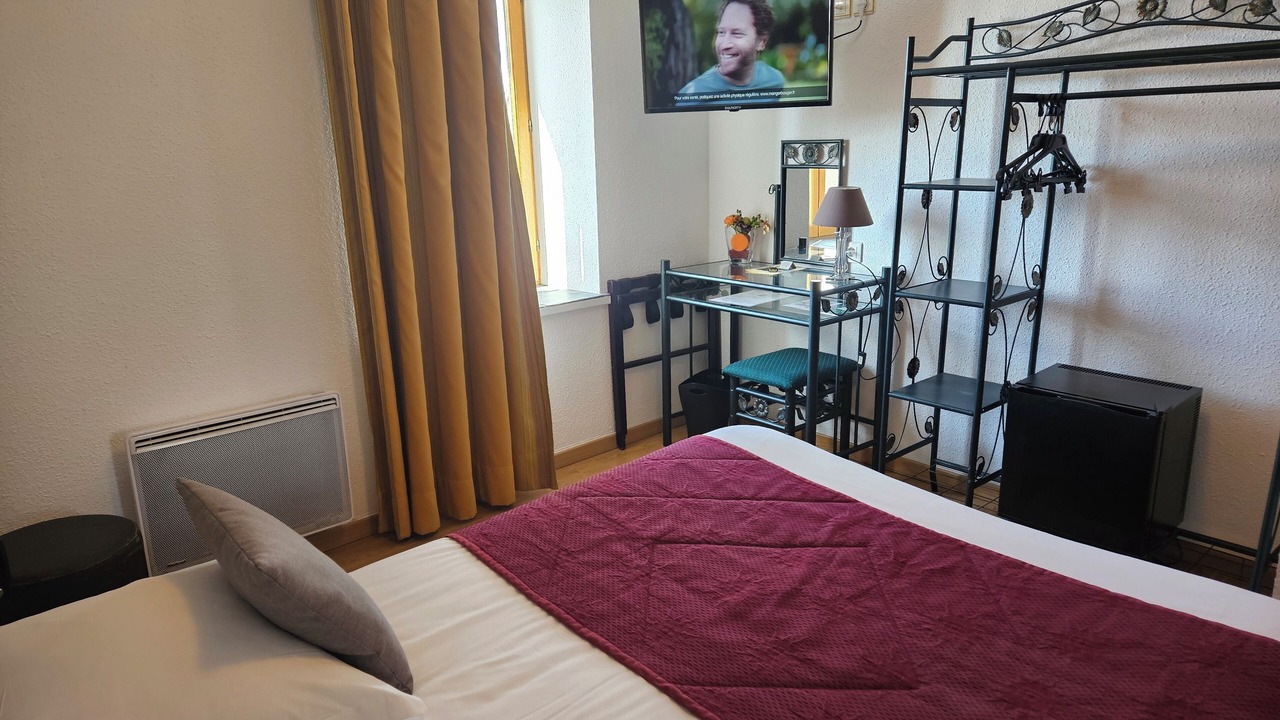 Photo of Bedroom in Hieres-sur-Amby