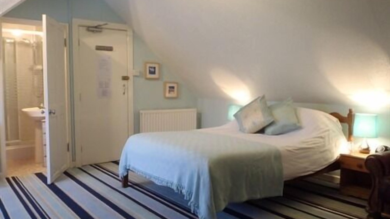 Photo of Bathroom in Trenance