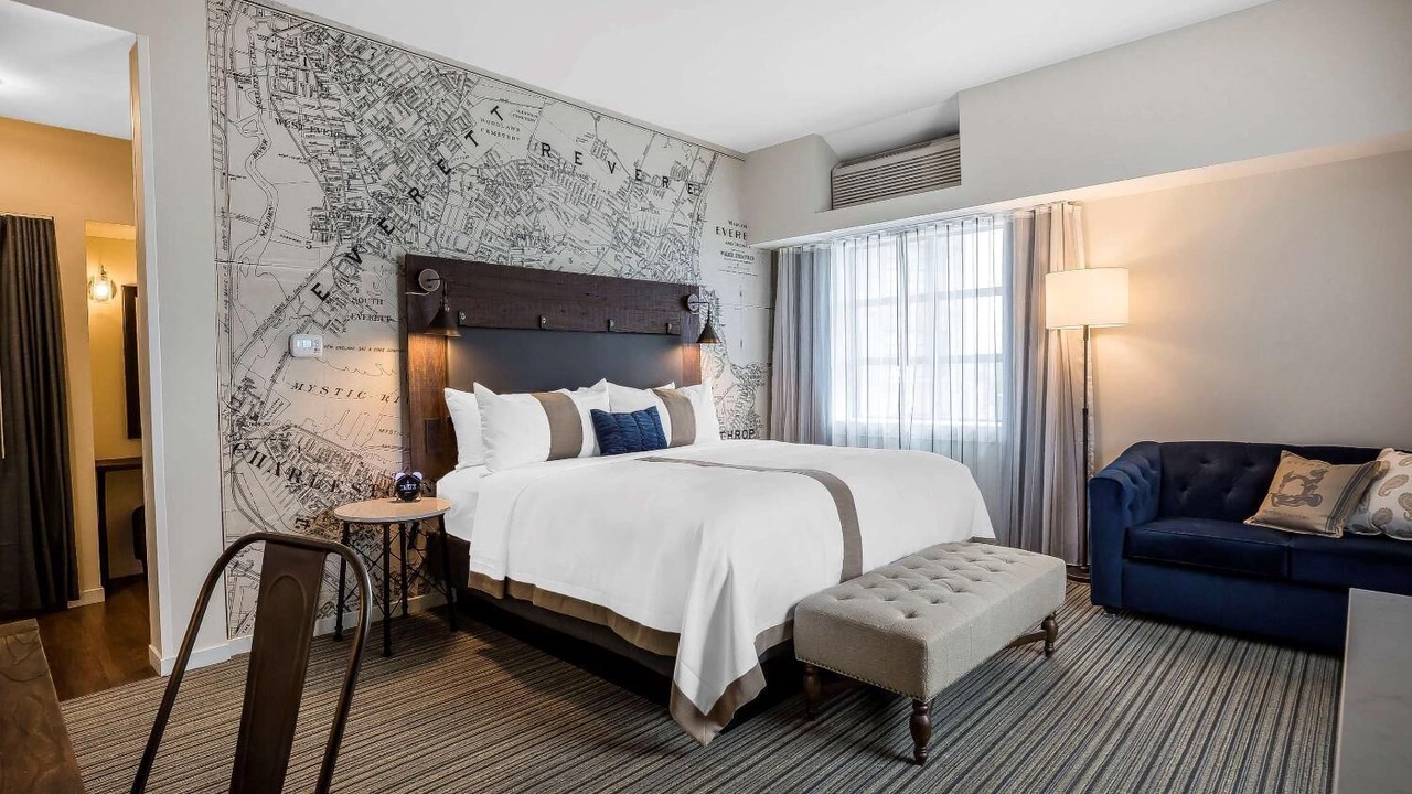 Photo of Others in Everett