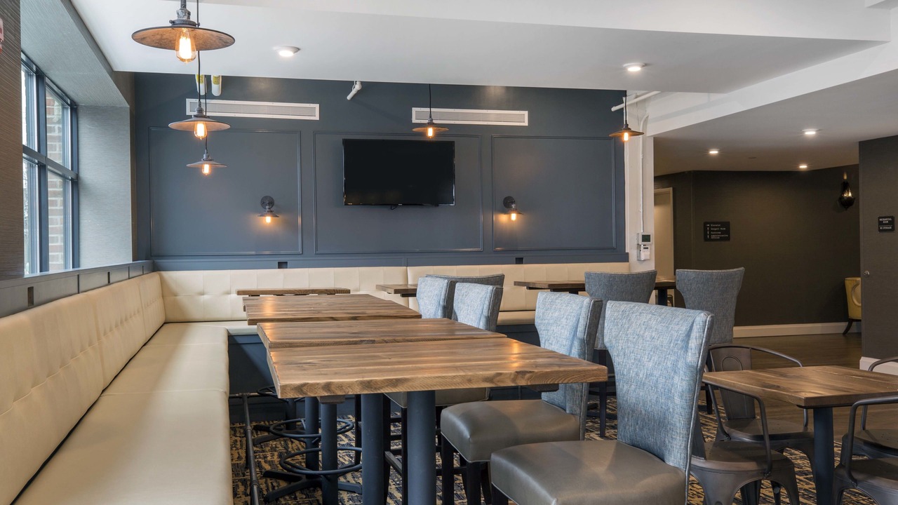 Photo of Others in Everett