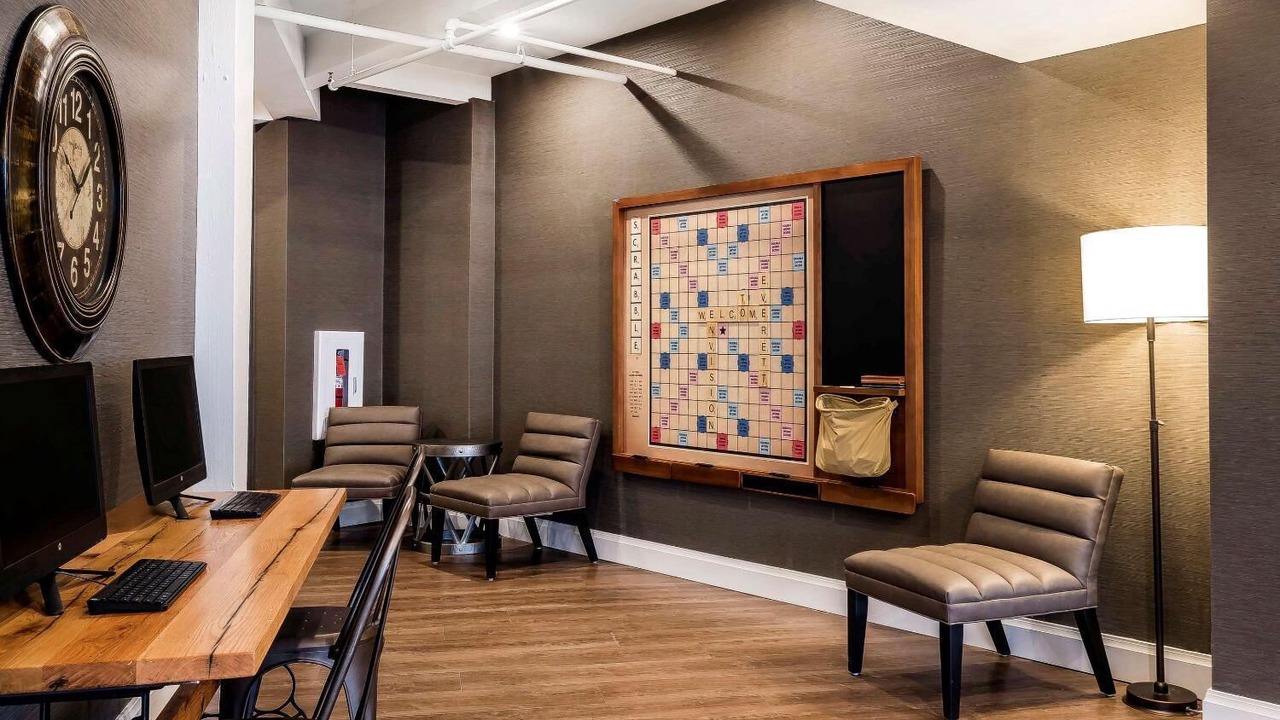 Photo of Others in Everett