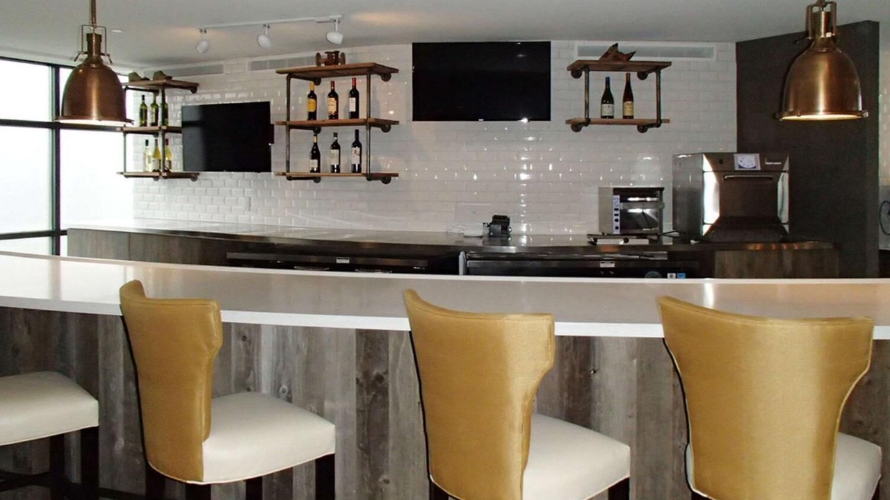 Photo of Others in Everett