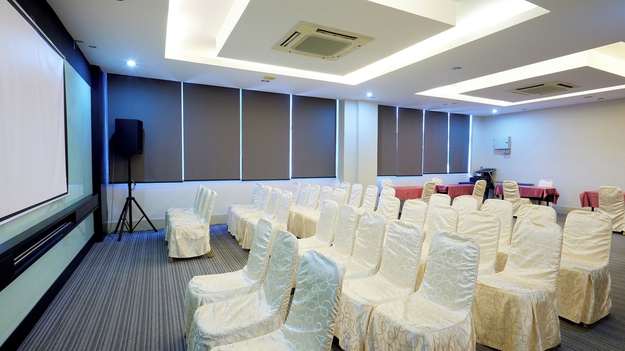 Photo of Others in Pegawai