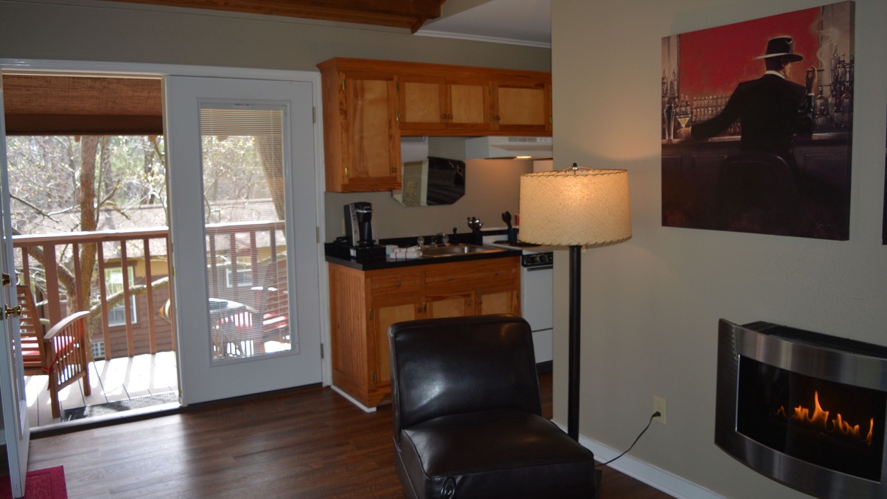 Photo of Kitchen in Eureka Springs Historic District