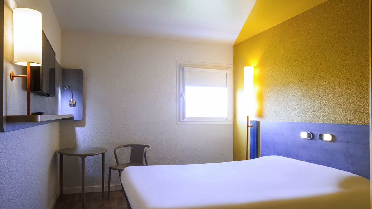 Photo of Bedroom in Avon