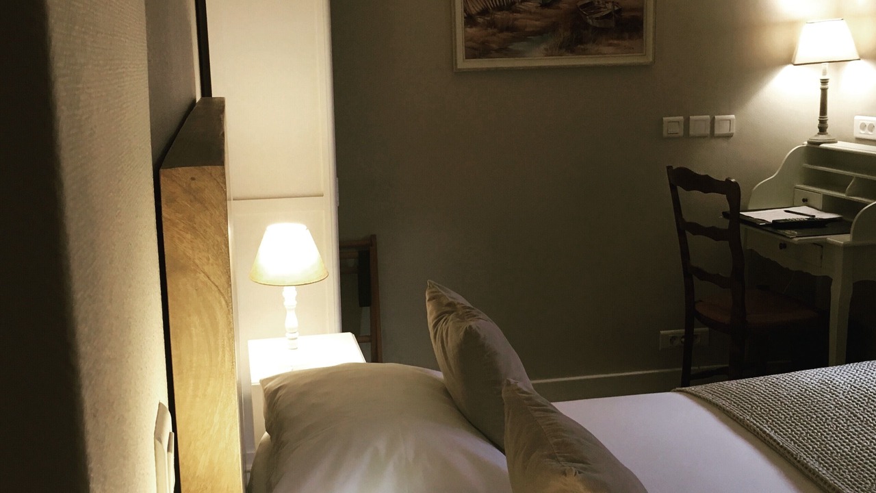 Photo of Bedroom in Beaux Arts-Boutonnet