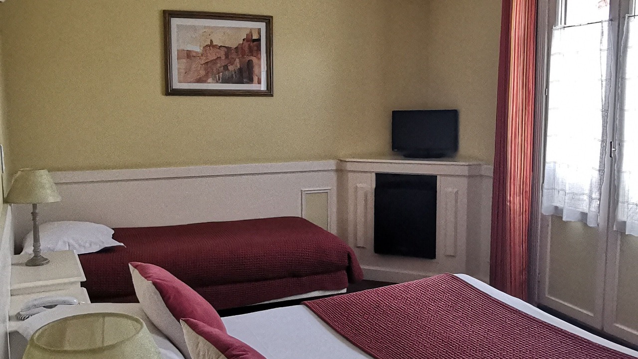 Photo of Bedroom in Beaux Arts-Boutonnet