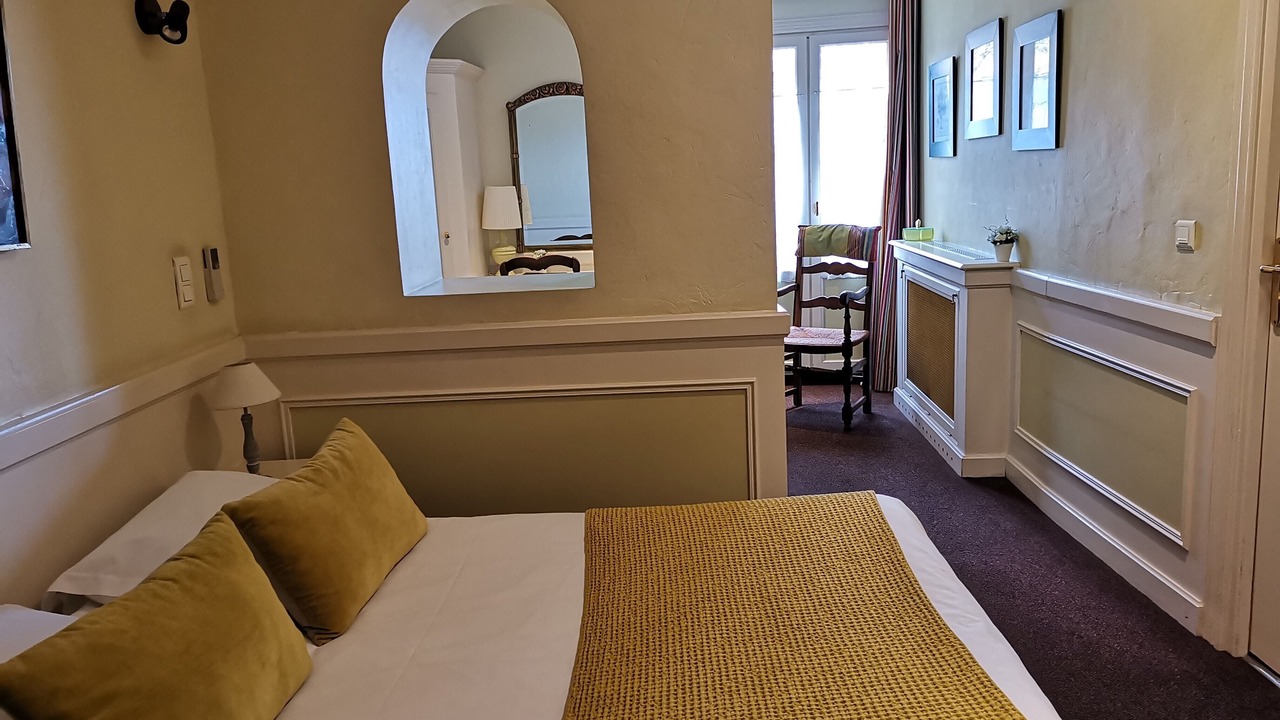 Photo of Bedroom in Beaux Arts-Boutonnet