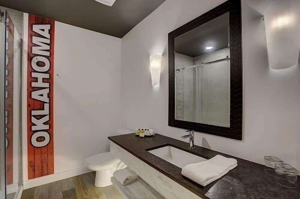 Photo of Bathroom in Saint-Victor