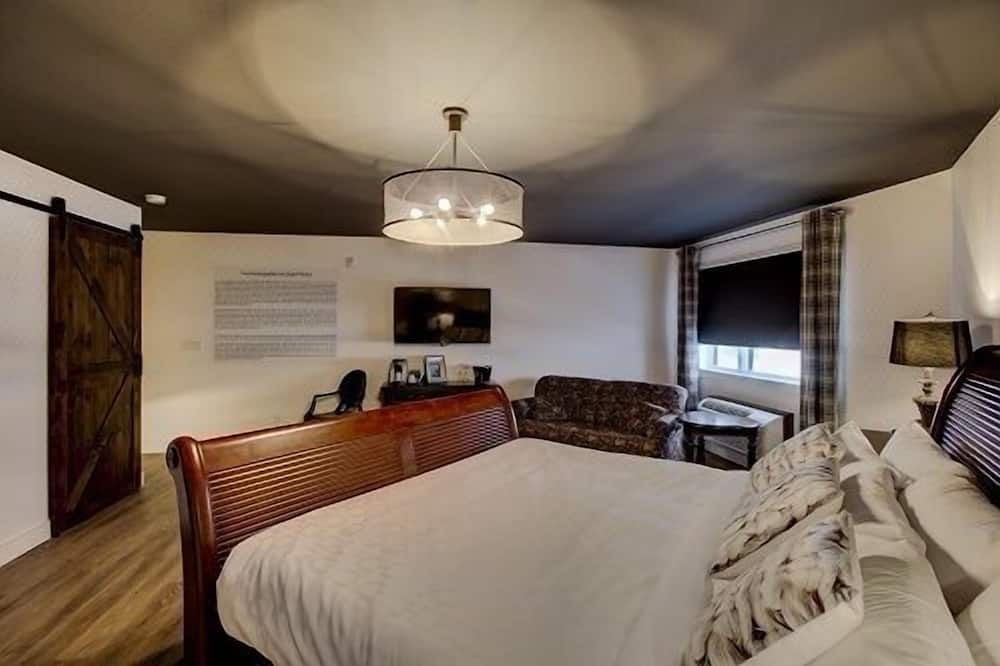 Photo of Bedroom in Saint-Victor