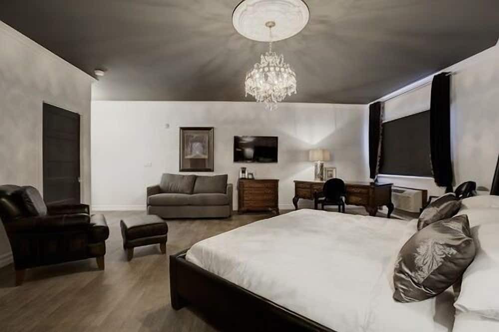 Photo of Bedroom in Saint-Victor