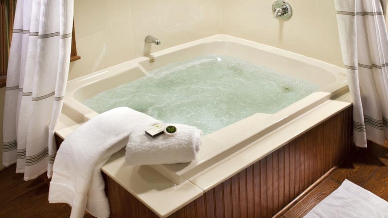 Photo of Bathroom in Eureka Springs Historic District