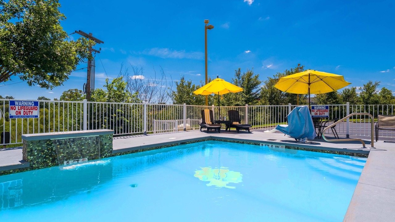 Photo of Outdoor in St. Robert
