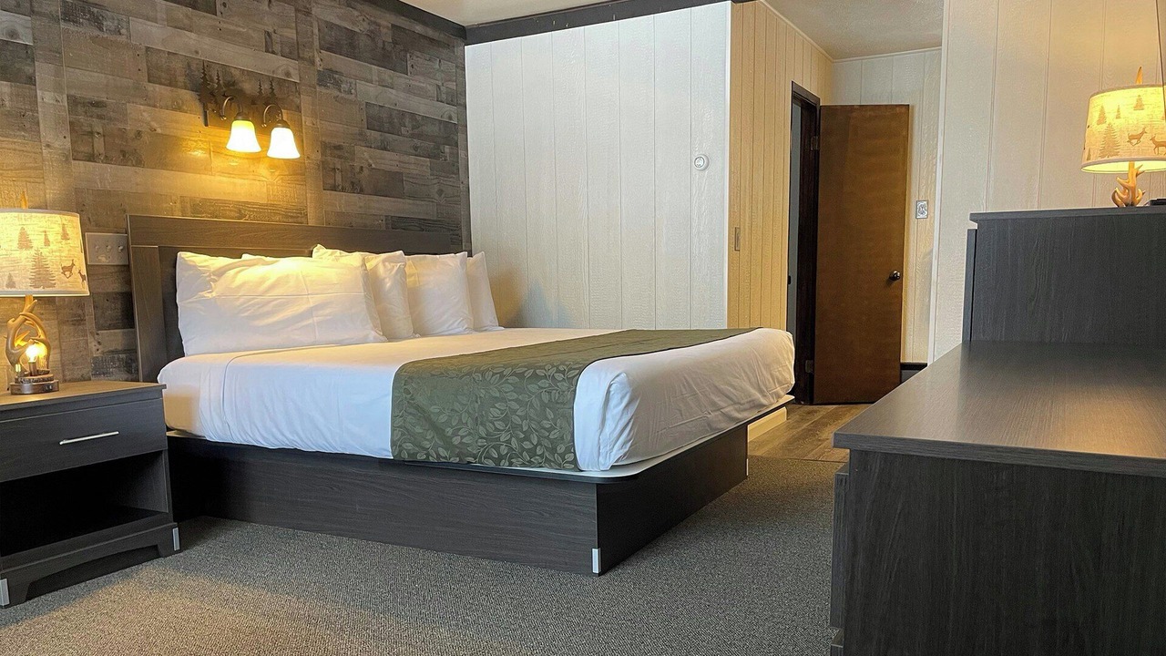 Photo of Bedroom in Thendara
