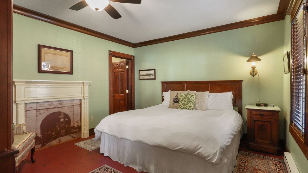 Photo of Bedroom in Palmer