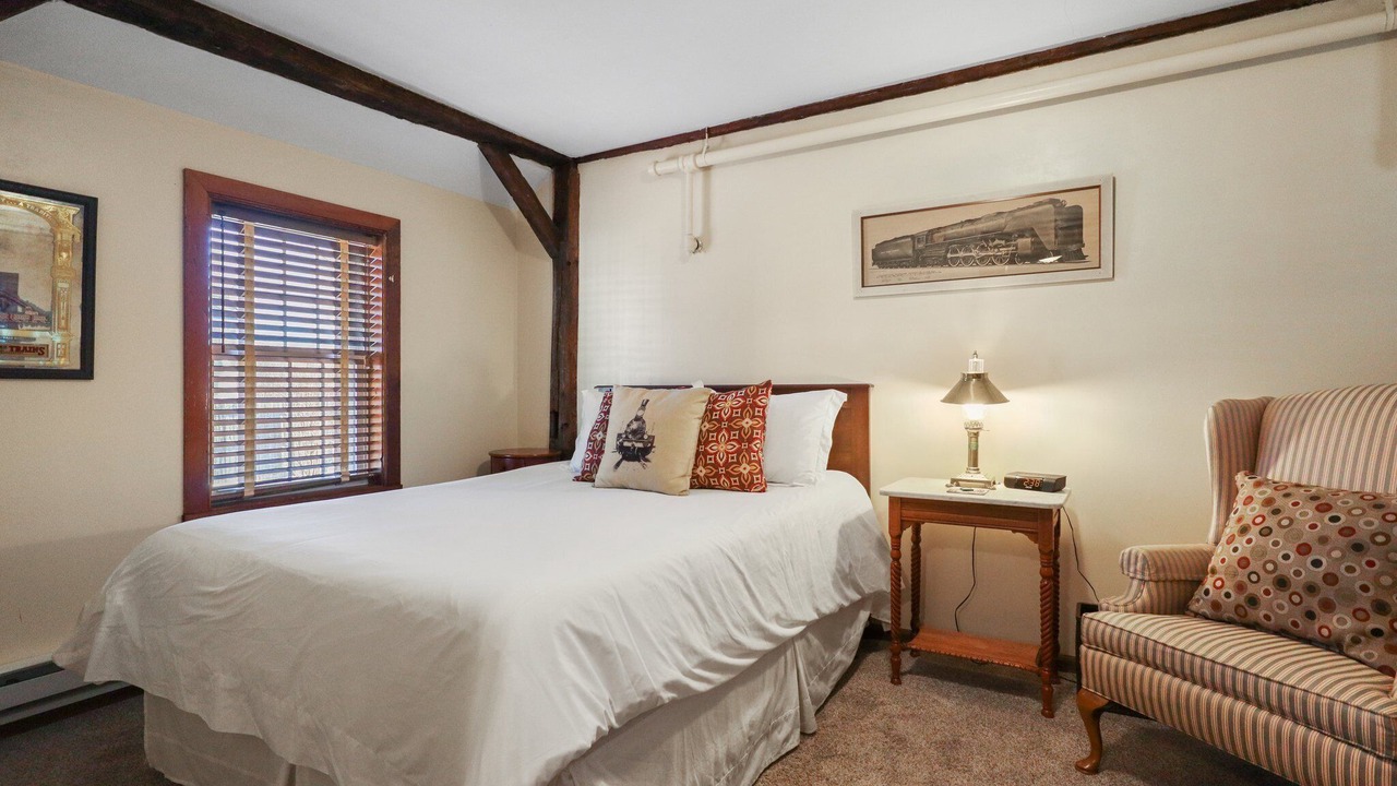 Photo of Bathroom in Palmer