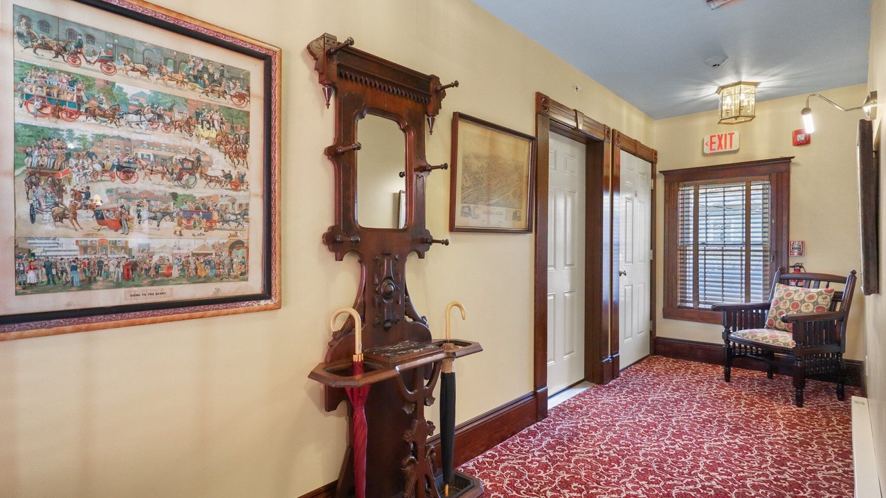 Photo of Others in Palmer