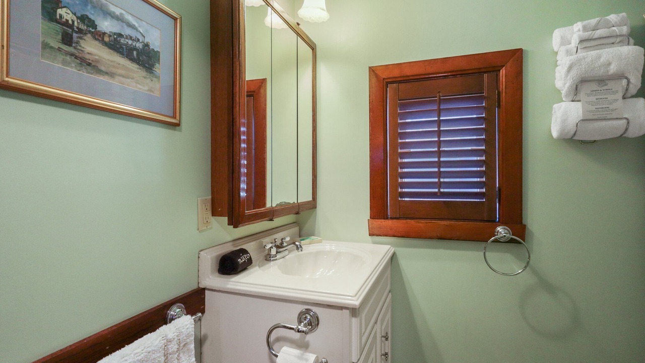 Photo of Bathroom in Palmer