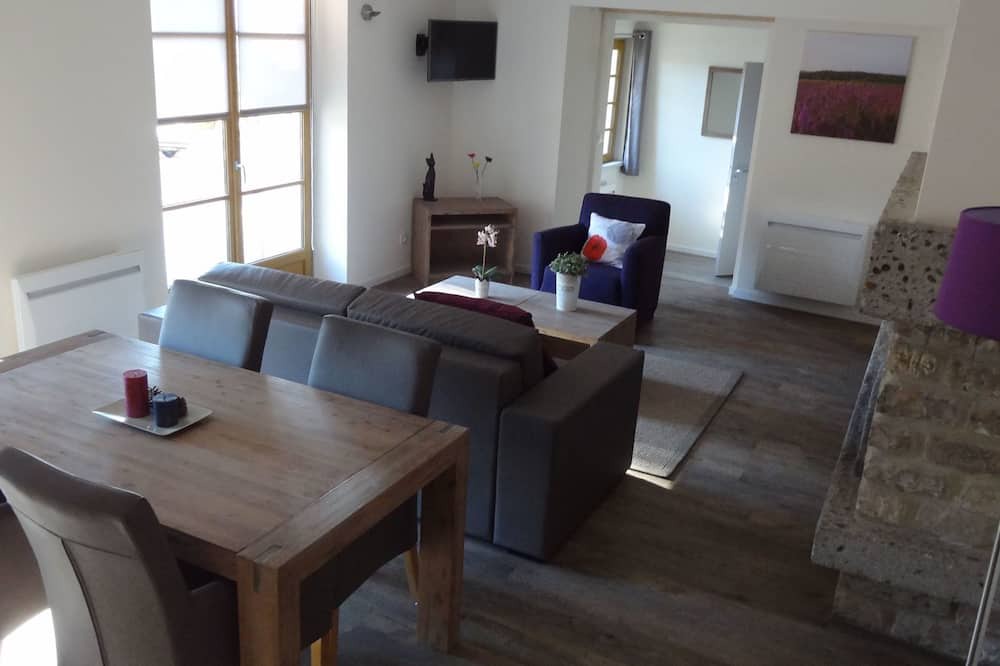 Photo of Livingroom in Ferrassieres