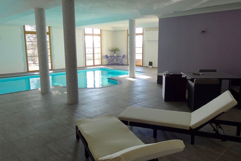 Photo of Outdoor in Ferrassieres