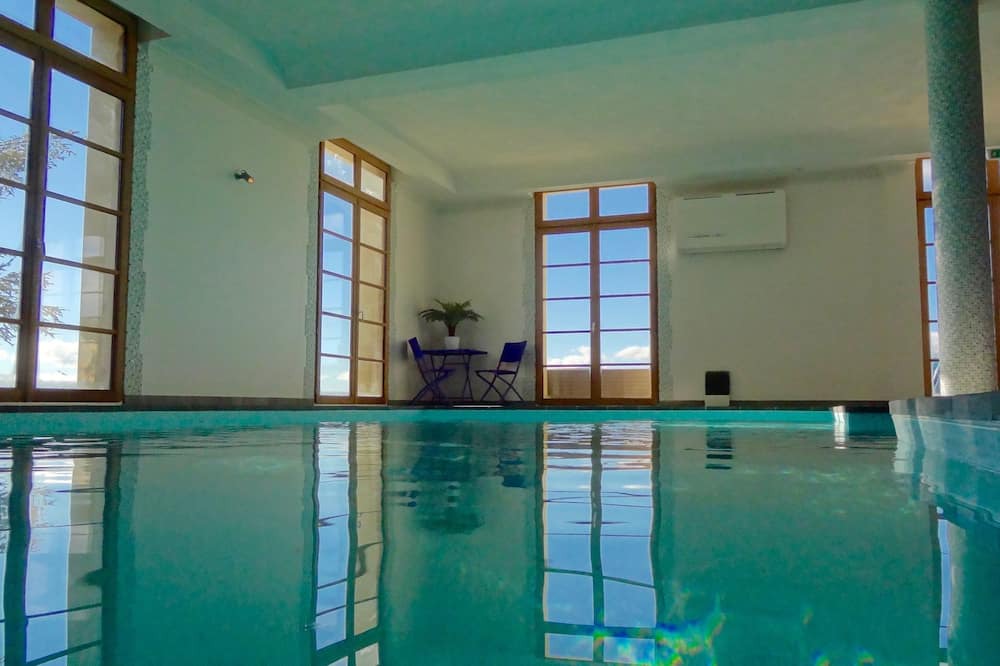 Photo of Outdoor in Ferrassieres