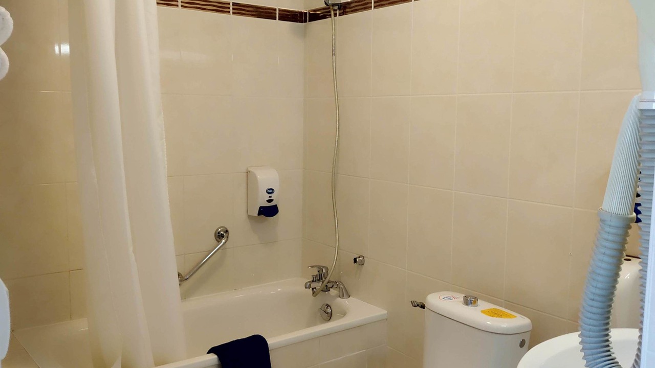 Photo of Bathroom in Tournon-sur-Rhone