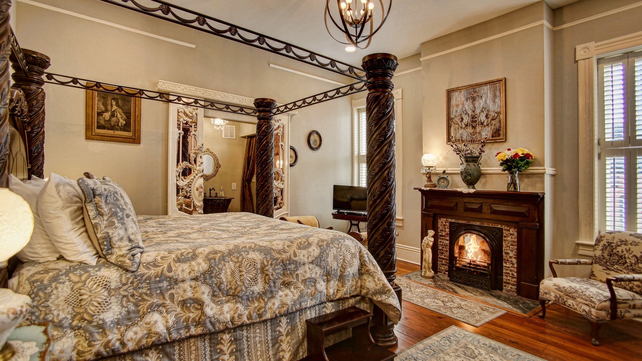 Photo of Others in Historic Downtown Savannah