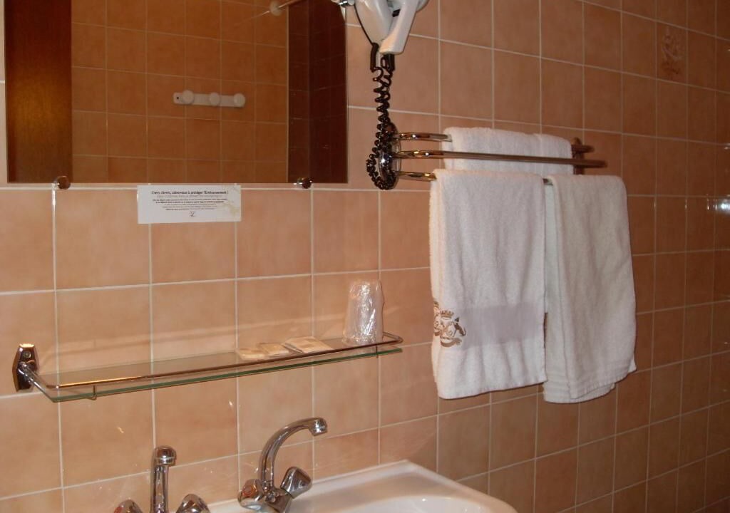Photo of Bathroom in Bressuire