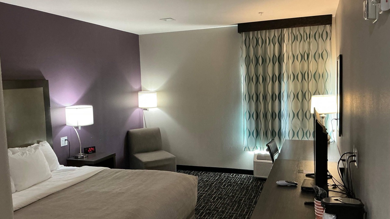 Photo of Bedroom in Colorado City