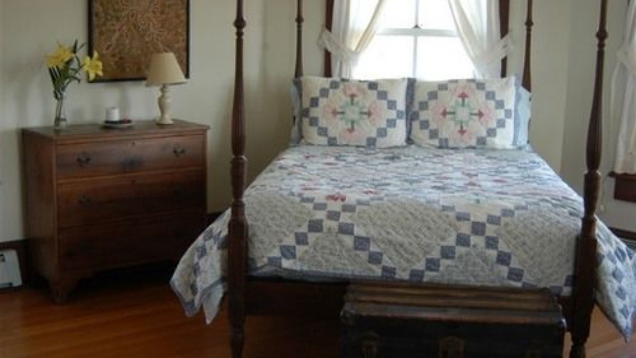 Photo of Bedroom in Sperryville