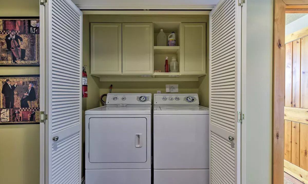 Photo of Bedroom in Logan