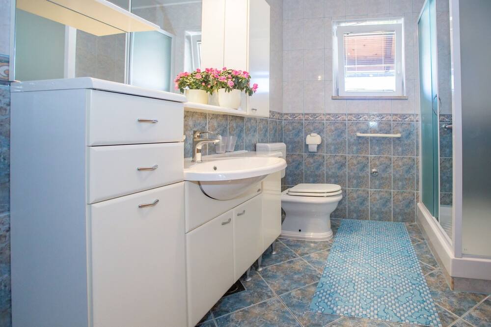Photo of Bathroom in Brulo