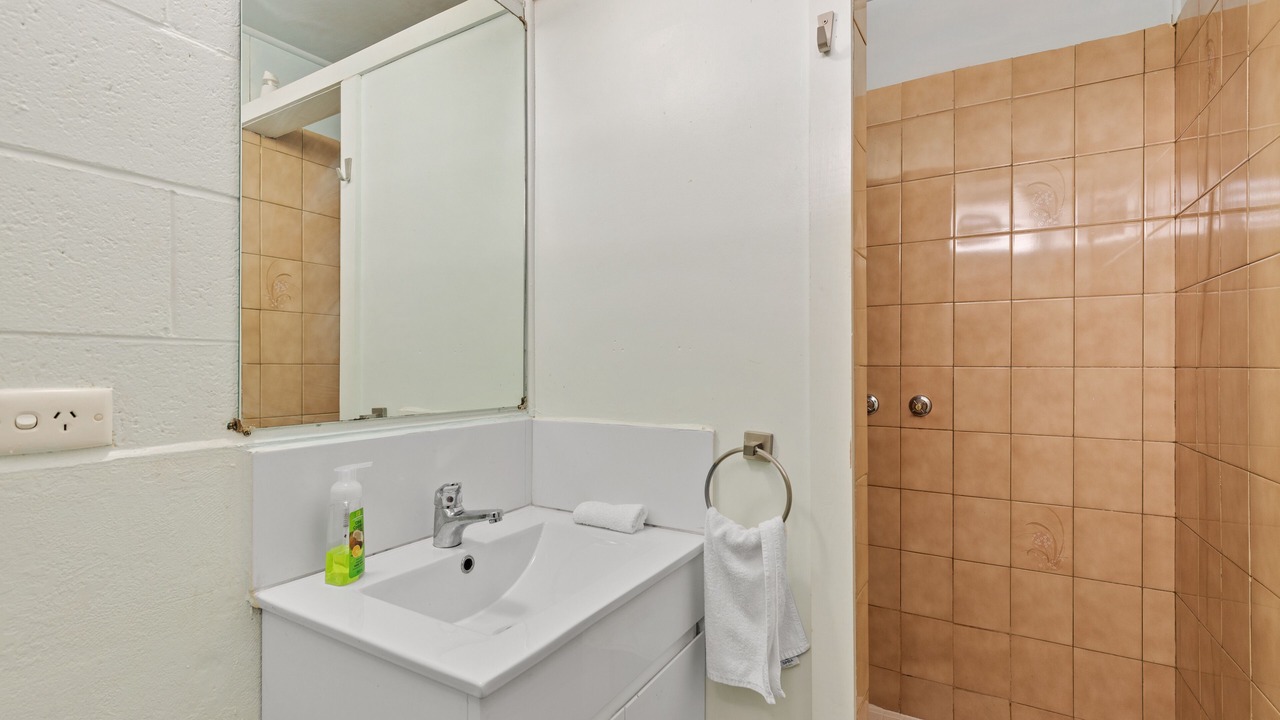 Photo of Bathroom in Strathmerton