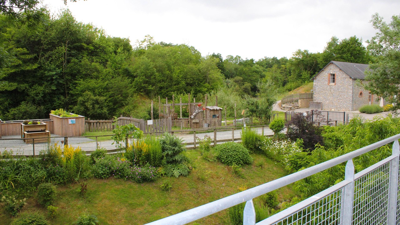 Photo of Others in Louverne