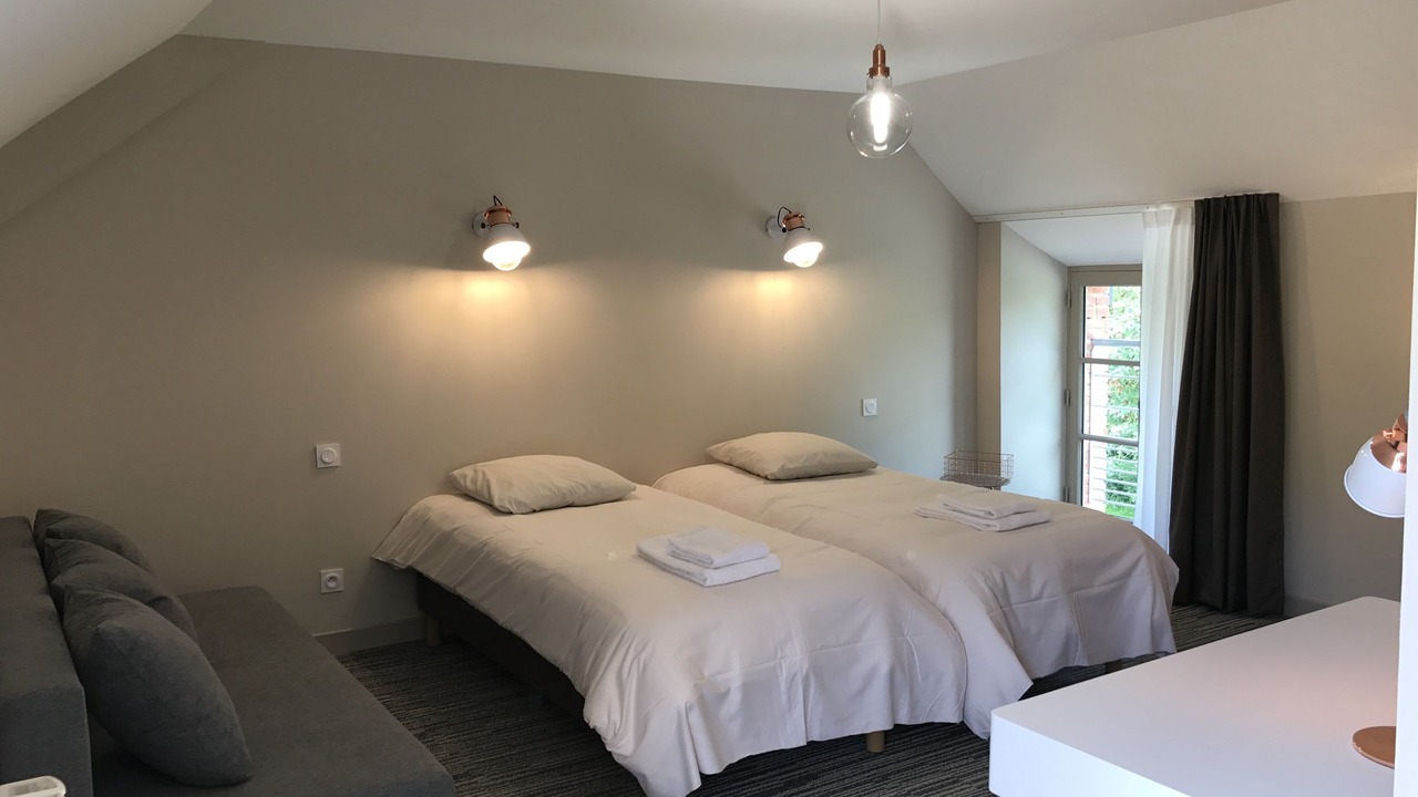 Photo of Bedroom in Louverne