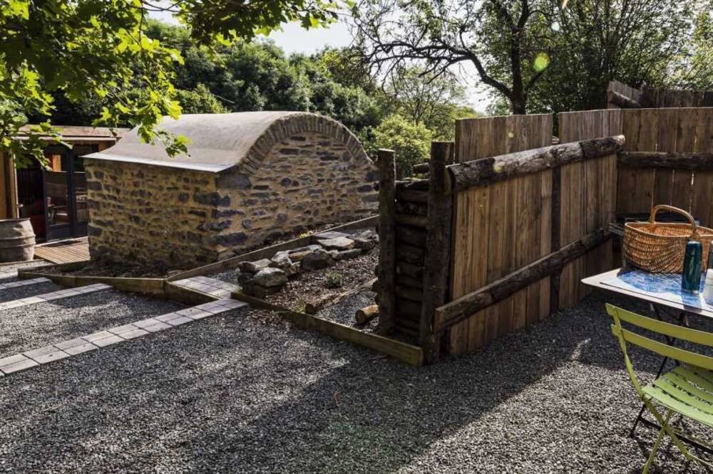 Photo of Patio Balcony in Louverne