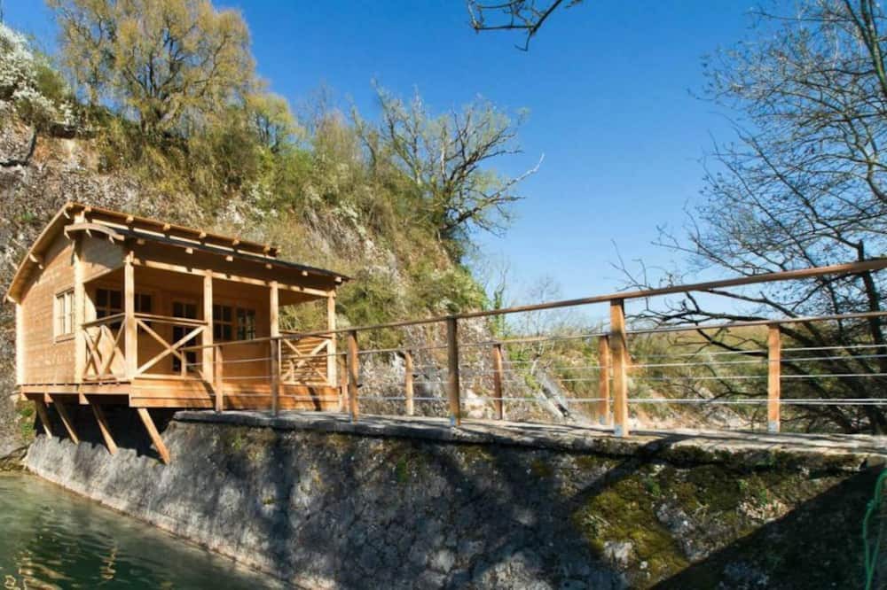 Photo of Bedroom in Louverne
