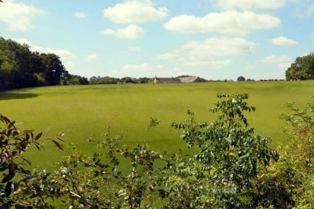 Photo of Bedroom in Louverne