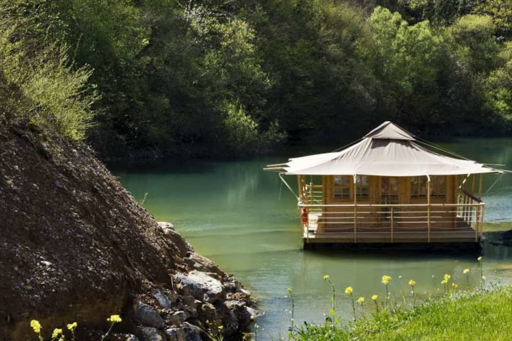 Photo of Bedroom in Louverne