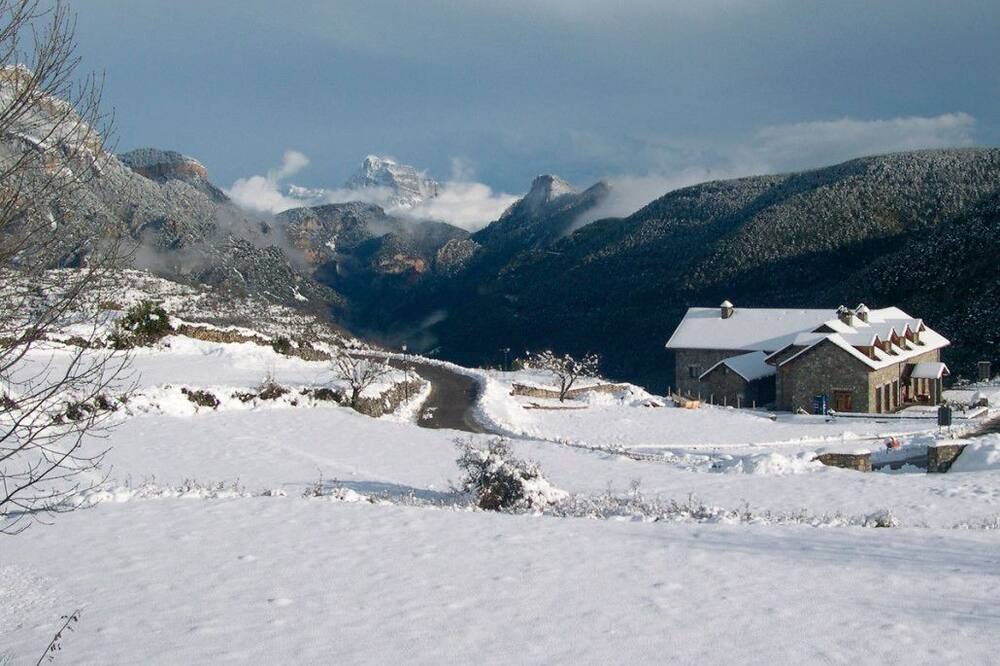 Photo of Outdoor in Nerin