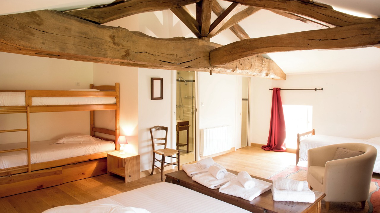 Photo of Bedroom in Aze