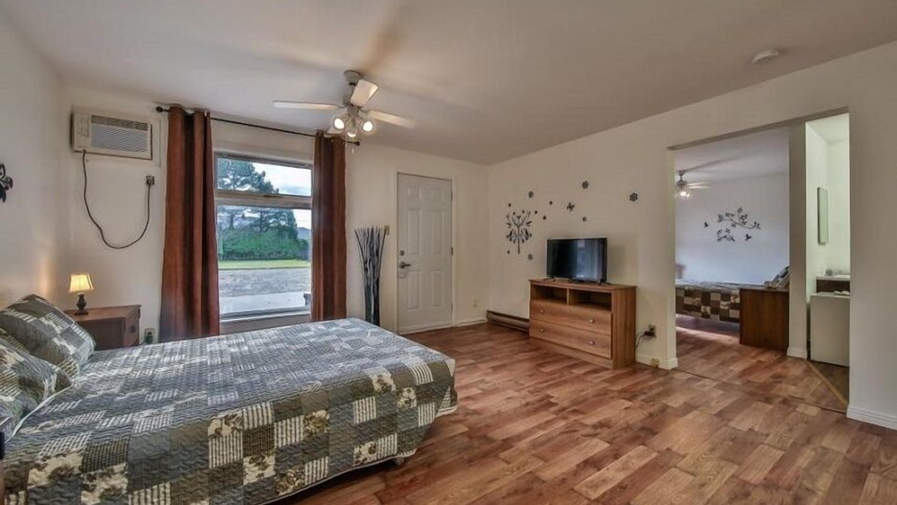 Photo of Bedroom in Shawinigan