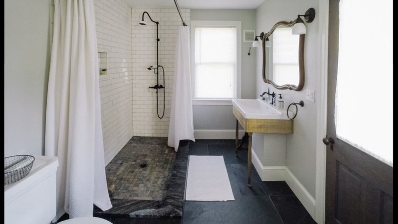 Photo of Others in Burdett