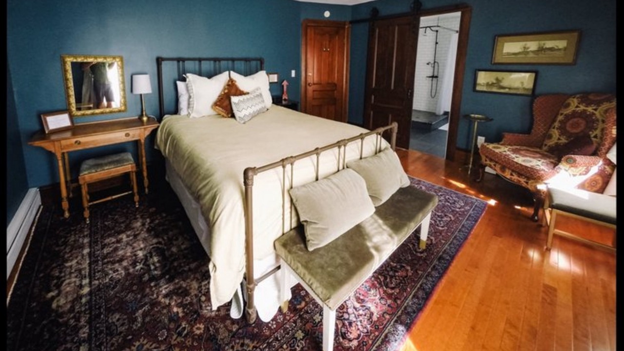 Photo of Others in Burdett