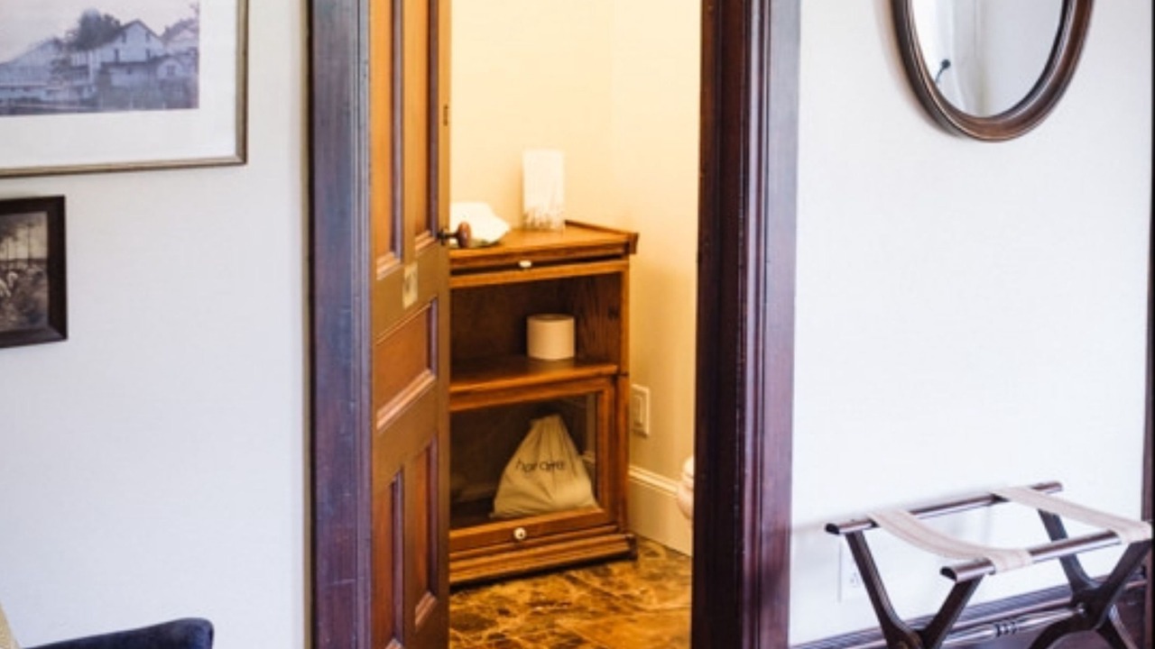 Photo of Others in Burdett