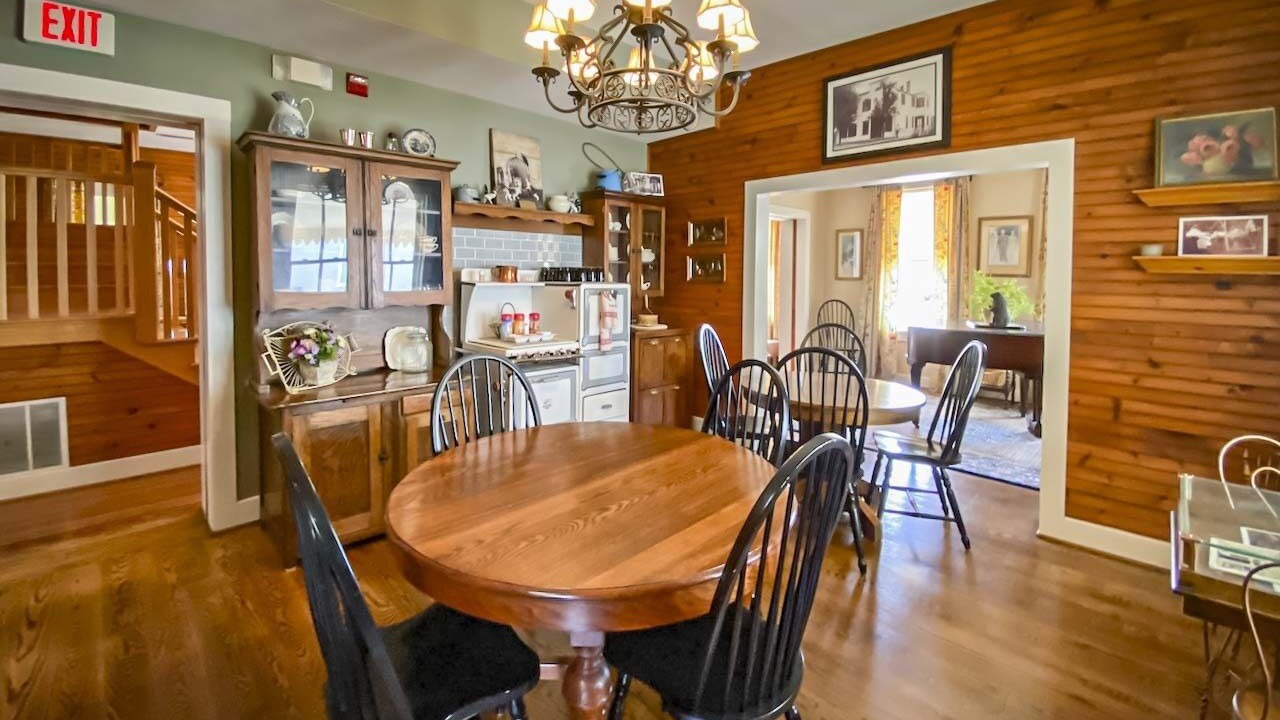 Photo of Livingroom in Treloar