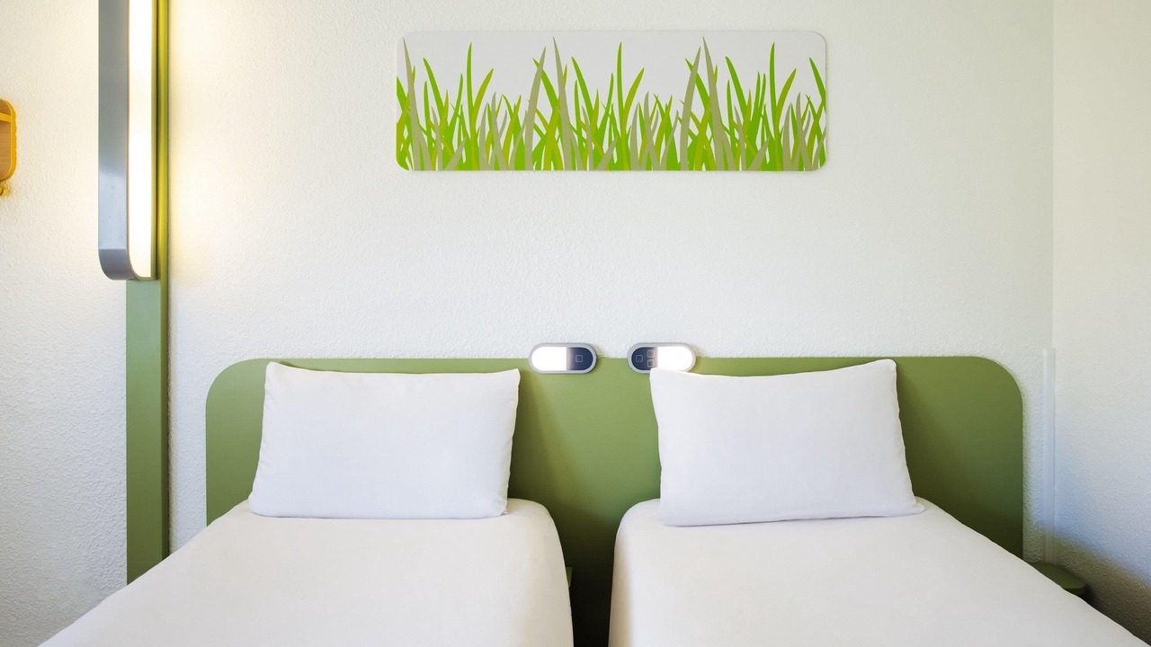 Photo of Bedroom in Saint - Martin - du - Touch